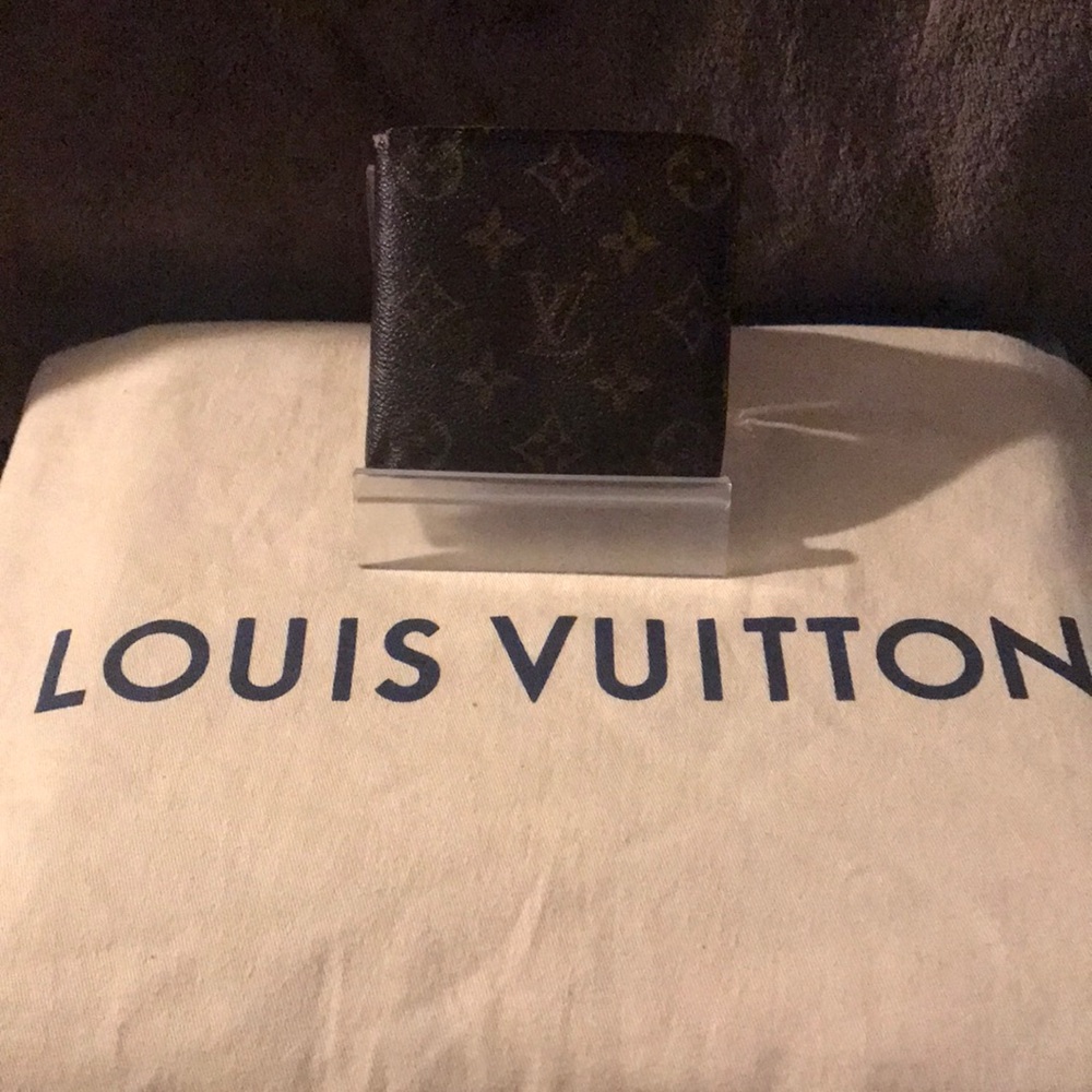 LV Monogram Bifold wallet
